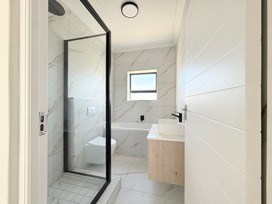 3 Bedroom Property for Sale in Sandown Western Cape